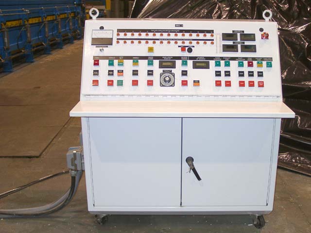 Kornylak's central control panel allows one person to control the entire building panel line.